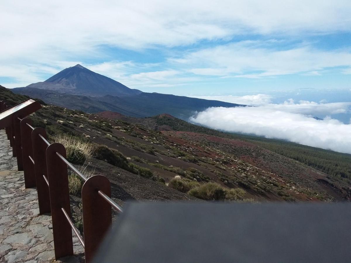 Beach 400Mtr, Top Of Mountain With Spectacular Surround View 200Mtr Los Cristianos  Esterno foto