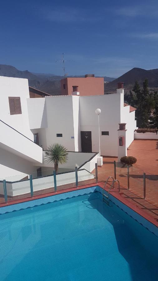 Beach 400Mtr, Top Of Mountain With Spectacular Surround View 200Mtr Los Cristianos  Esterno foto