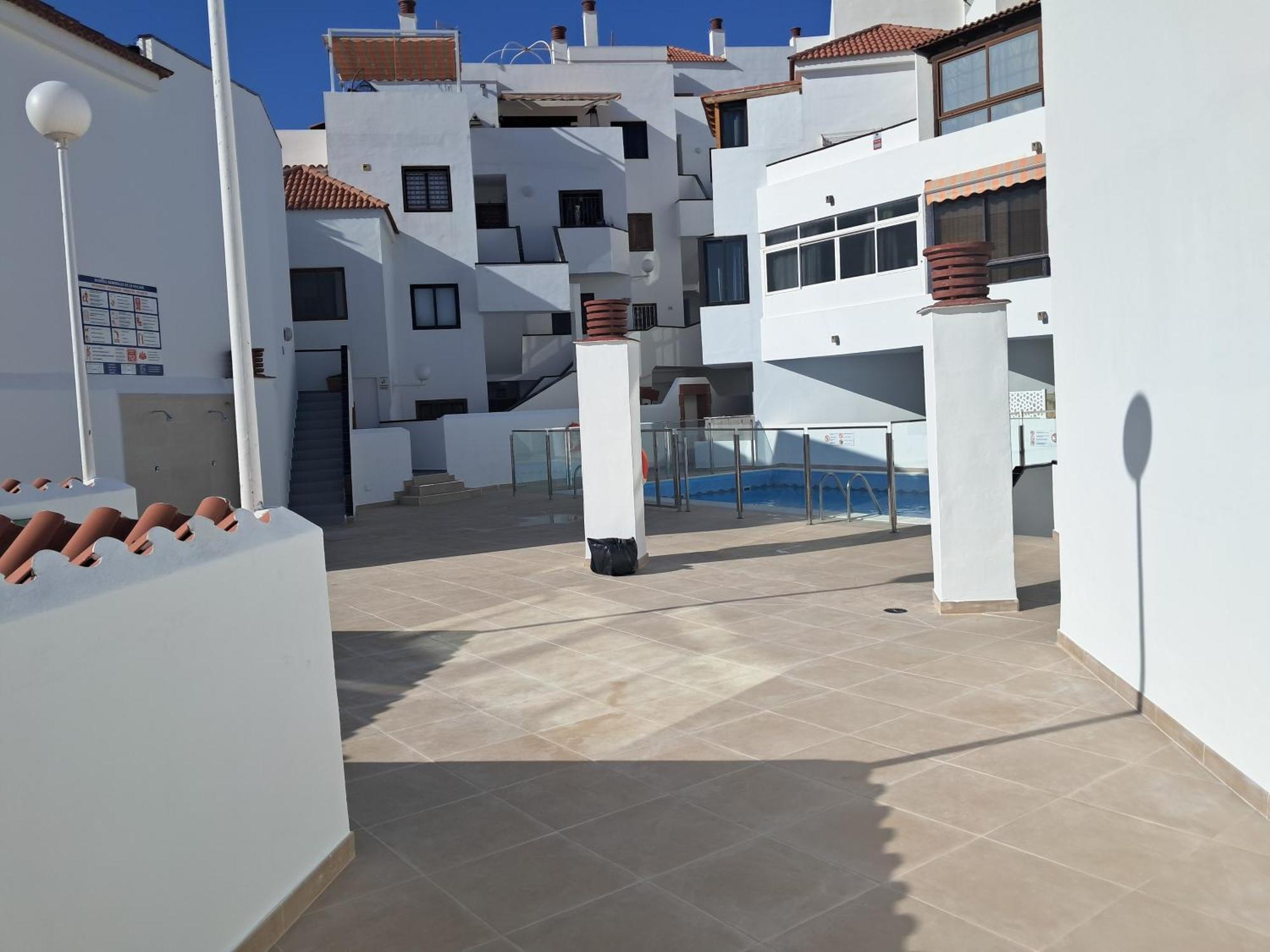 Beach 400Mtr, Top Of Mountain With Spectacular Surround View 200Mtr Los Cristianos  Esterno foto