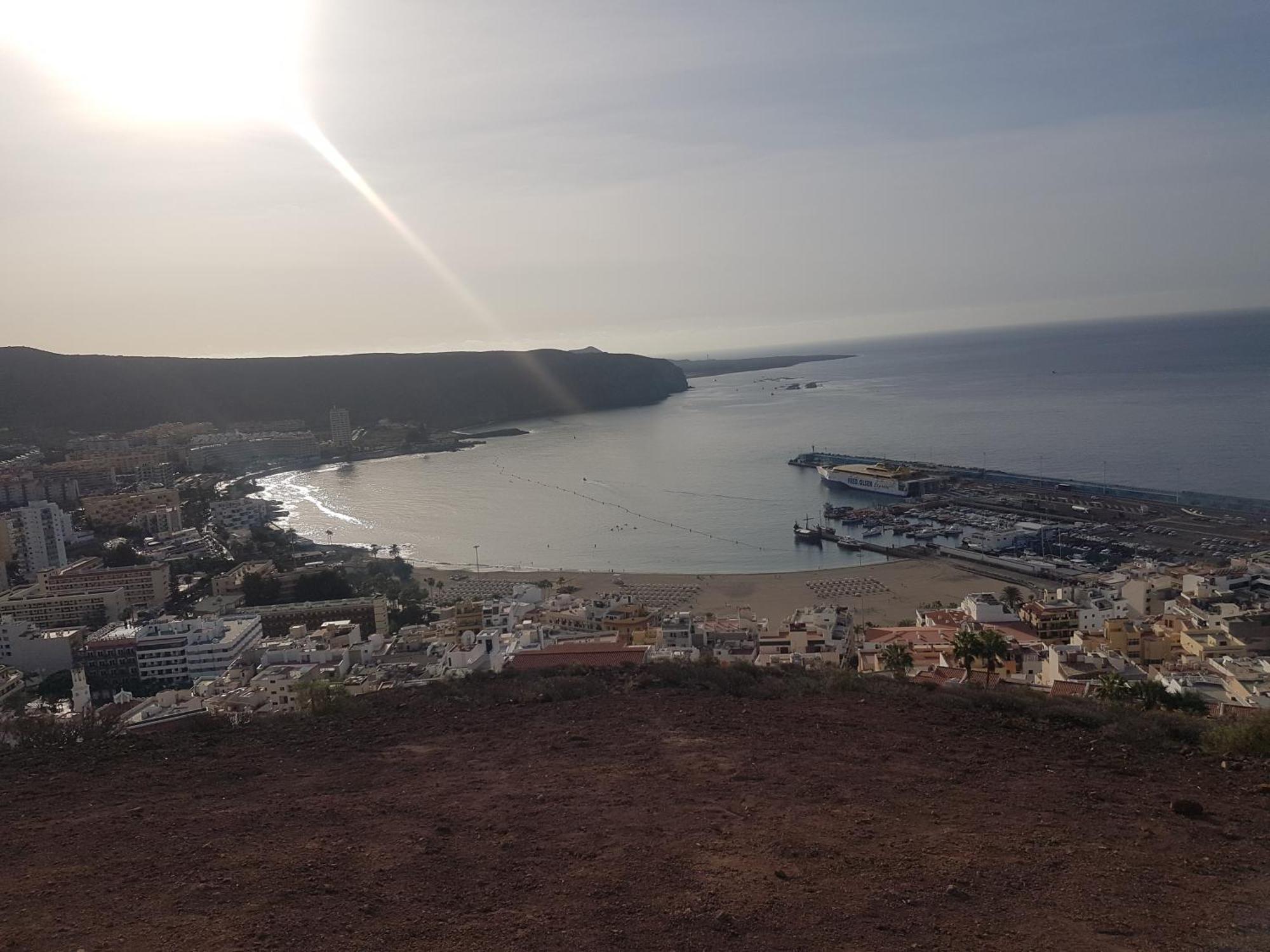 Beach 400Mtr, Top Of Mountain With Spectacular Surround View 200Mtr Los Cristianos  Esterno foto